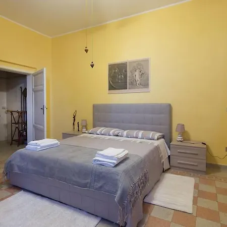 Apartment Il Profumo Del Lauro